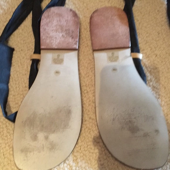 Gianni Bini Sandals - size 10 - Picture 3 of 5